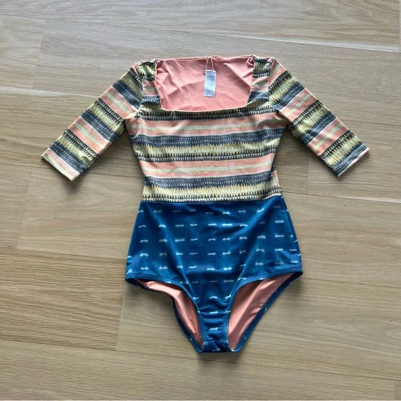 Seea Zuma One Piece Alamo Swim Surf Suit small - Picture 2 of 11